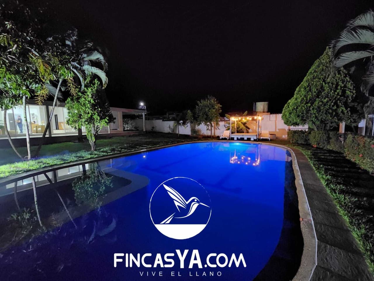 Carmen De Apicala White Luxury Home